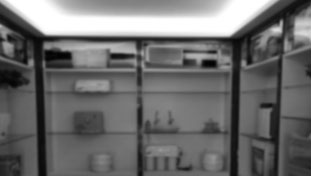 只會(huì)叫你開(kāi)專(zhuān)賣(mài)店，而且多數(shù)以家電模式銷(xiāo)售，且模式不成熟。